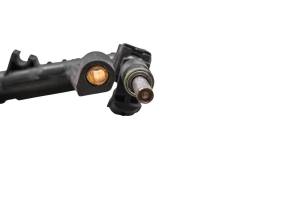 Ski-Doo - 18 Ski-Doo Summit SP 850 E-Tec Fuel Rail & Injectors 154" - Image 4