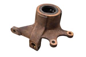 Arctic Cat - 99 Arctic Cat 300 4x4 Front Left Spindle Knuckle For Parts - Image 1