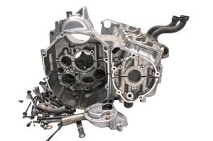 Suzuki - 06 Suzuki Katana 600 Crankcase Center Crank Case GSX600F - Image 1