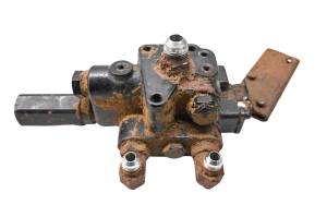 Kubota - 15 Kubota RTV1140CPX Hydraulic Control Valve - Image 2