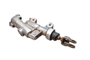 Yamaha - 05 Yamaha WR250F Rear Brake Master Cylinder - Image 3