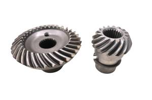 Polaris - 02 Polaris Sportsman 500 4x4 Transmission Bevel Gears Output Shaft - Image 1