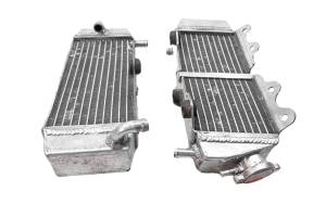 Aftermarket - 03 Yamaha YZ250F Radiators Left & Right Aftermarket - Image 2