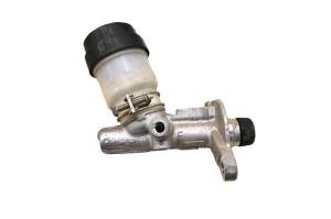 Kawasaki - 16 Kawasaki Mule 4010 Trans 4x4 Master Brake Cylinder KAF620 - Image 1