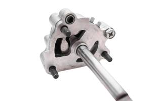 05 Triumph Speed Triple 1050 Oil Pump - Image 3