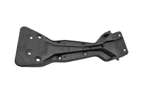 Yamaha - 19 Yamaha YZF R3 Rear Fender Support Cover - Image 1