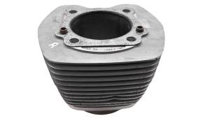 05 Harley-Davidson FXDCI Rear Cylinder & Piston - Image 3