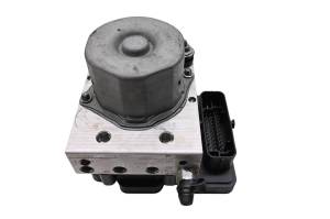 Can-Am - 13 Can-Am Spyder RS SM5 Abs Unit Block - Image 3