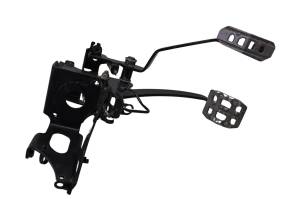 Yamaha - 17 Yamaha YXZ1000R Gas Brake Pedal Assembly - Image 1