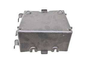 17 Hyosung GD250R Battery Box - Image 3