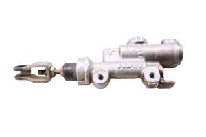 Honda - 09 Honda CRF250R Rear Brake Master Cylinder - Image 1