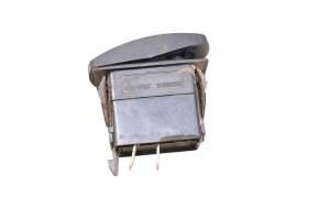 18 Cat CUV102D Horn Switch - Image 2