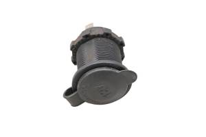 18 Cat CUV102D 12 Volt Accessory Outlet 12V - Image 1