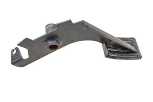 18 Cat CUV102D Throttle Pedal - Image 3