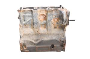 18 Cat CUV102D Crankcase Center Crank Case & Cylinders - Image 1