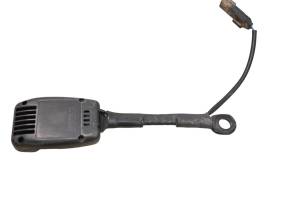 18 Cat CUV102D Driver Seat Belt Buckle - Image 3