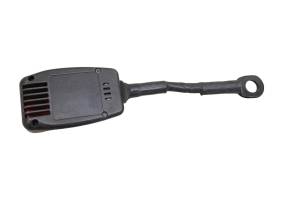 18 Cat CUV102D Passenger Seat Belt Buckle - Image 3
