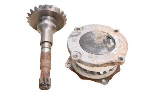 18 Cat CUV102D Transmission Bevel Gears Output Shaft - Image 3