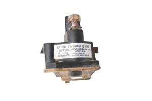 18 Cat CUV102D Starter Solenoid - Image 4