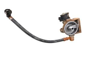 18 Cat CUV105D Oil Filter Cover - Image 1