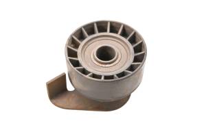 18 Cat CUV105D Idler Pulley - Image 1