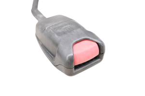 18 Cat CUV105D Seat Belt Assembly - Image 3