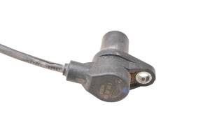 18 Cat CUV105D Crankshaft Position Sensor - Image 2