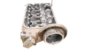 18 Cat CUV105D Cylinder Head - Image 2
