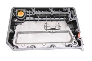 18 Cat CUV105D Valve Cover - Image 3