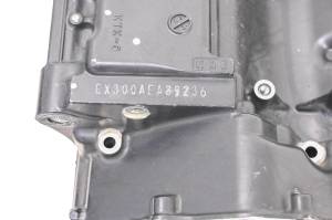 Kawasaki - 17 Kawasaki Ninja 300 Crankcase Center Crank Case EX300 - Image 3