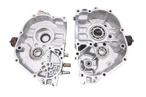 Polaris - 04 Polaris ATP 500 4x4 Crankcase Center Crank Case - Image 6