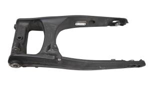 16 Indian Chieftain Dark Horse Rear Swingarm - Image 3