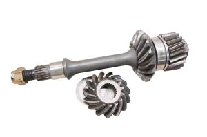 Suzuki - 05 Suzuki King Quad 700 4x4 Transmission Bevel Gears Output Shaft LTA700X - Image 1