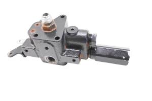 Kubota - 09 Kubota RTV1100CW Hydraulic Control Valve Pump - Image 3