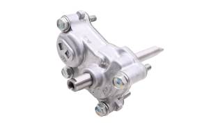 Honda - 23 Honda CB500F Oil Pump - Image 1