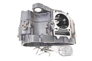 Arctic Cat - 02 Arctic Cat 500 4x4 FIS Manual Crankcase Center Crank Case - Image 2