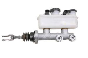 Polaris - 17 Polaris Slingshot SL Front Brake Master Cylinder - Image 1