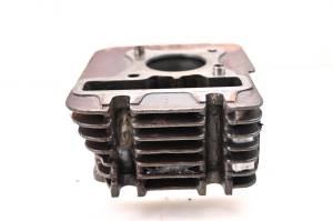 Vespa - 16 Vespa Primavera 50 Cylinder - Image 3