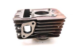 Vespa - 16 Vespa Primavera 50 Cylinder - Image 4