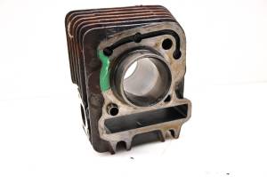 Vespa - 16 Vespa Primavera 50 Cylinder - Image 5