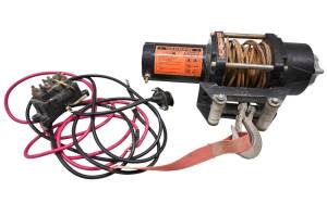 Quadboss - 14 Can-Am Maverick 1000R Winch 2500Lb Quadboss - Image 1