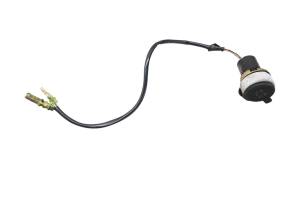 Kawasaki - 02 Kawasaki Prairie 650 4x4 12 Volt Accessory Outlet 12V KVF650A - Image 1