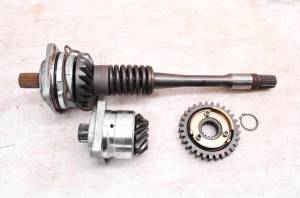 Arctic Cat - 05 Arctic Cat 650 V-Twin 4x4 Transmission Bevel Gears Output Shaft - Image 1