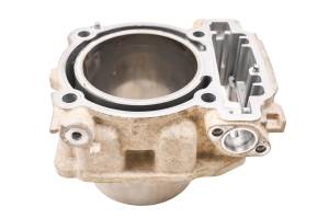 Can-Am - 19 Can-Am Commander 1000R XT Front Cylinder & Piston - Image 2