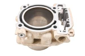 Can-Am - 19 Can-Am Commander 1000R XT Rear Cylinder & Piston - Image 4