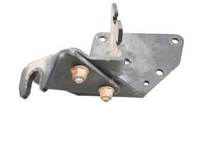 John Deere - 13 John Deere Gator 855D Differential Lock Cable Bracket Mount - Image 2