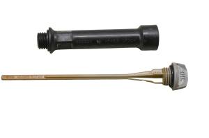 Can-Am - 18 Can-Am Commander Max 1000R DPS Oil Dip Stick & Tube - Image 2