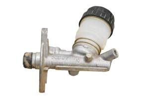 Can-Am - 18 Can-Am Commander Max 1000R DPS Front Brake Master Cylinder - Image 1