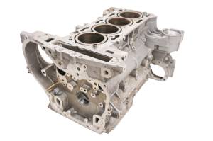 Polaris - 15 Polaris Slingshot SL Crankcase Center Crank Case & Cylinders - Image 6