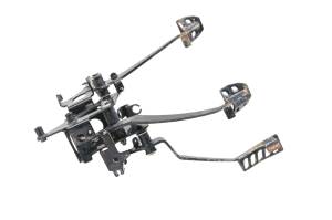 Yamaha - 16 Yamaha YXZ1000R SE Gas Brake Shift Pedal Assembly YXZ10YPSGS - Image 5